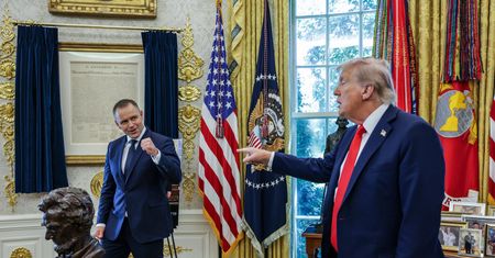 "Pomyłka" w relacjach Trump-Nawrocki. Pałac milczy, rząd nie ma złudzeń. Mamy przesłuchy
