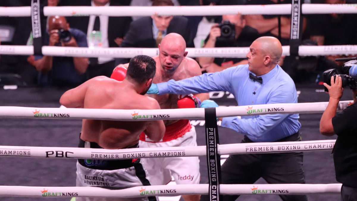 PAP / Marcin Cholewiński / Na zdjęciu w środku: Adam Kownacki