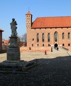 Muzealnicy odczytali list z butelki znalezionej na lidzbarskim zamku