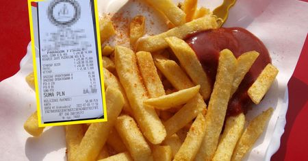 Zamówiła ketchup do frytek w Mikołajkach. Cena zaskakuje