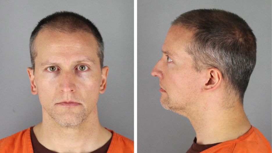 epa09148383 Handout booking photo released by the Hennepin County Sheriff's Office showing former Minneapolis Police Department Police Officer Derek Chauvin who was arrested and charged with second-degree murder, third-degree murder and second-degree manslaughter in the death of George Floyd in Minneapolis, Minnesota, USA, 12 June 2020 (reissued 20 April 2021). Former Minneapolis police officer Derek Chauvin was found guilty on all counts in the death of George Floyd on 20 April 2021.  EPA/HENNEPIN COUNTY SHERIFF / HANDOUT  HANDOUT EDITORIAL USE ONLY/NO SALES *** Local Caption *** 56147358 Dostawca: PAP/EPA.