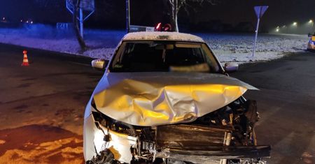 Jastrzębie Zdrój. Blisko tragedii. Zderzenie dwóch aut na skrzyżowaniu