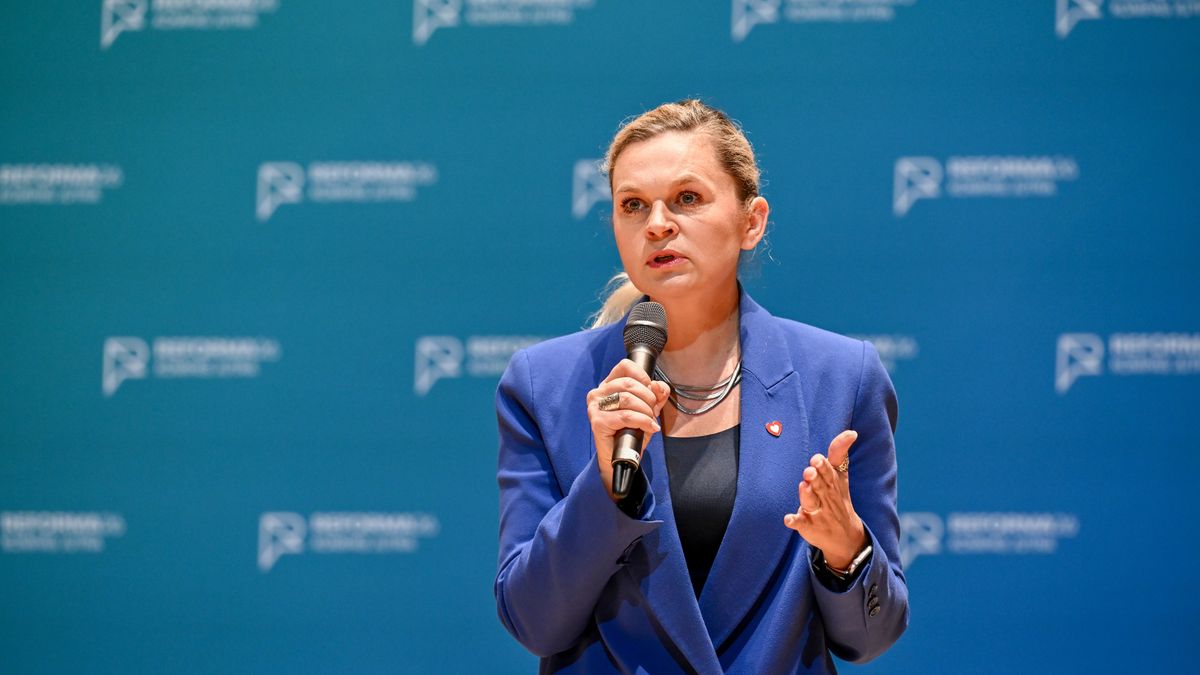 Minister edukacji Barbara Nowacka