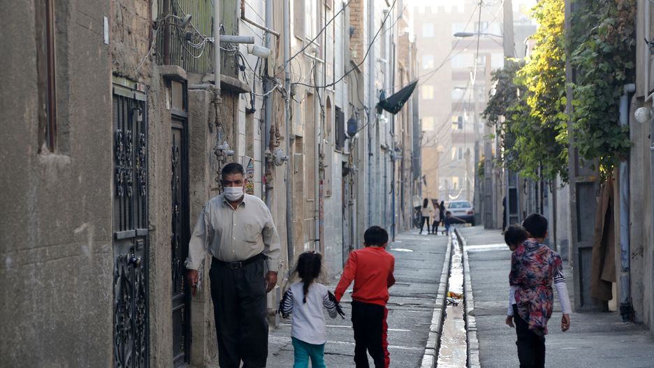 W wyniku kryzysu gospodarczego, który dotknął Iran, zaczęły pojawiać się ogłoszenia oferujące sprzedaż różnych organów