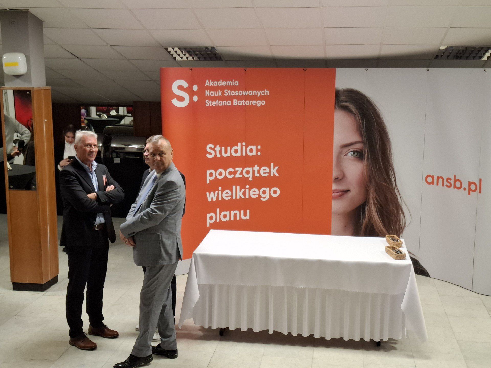 Zainaugurowano rok akademicki 2025/2026 w Akademii Nauk Stosowanych Stefana Batorego