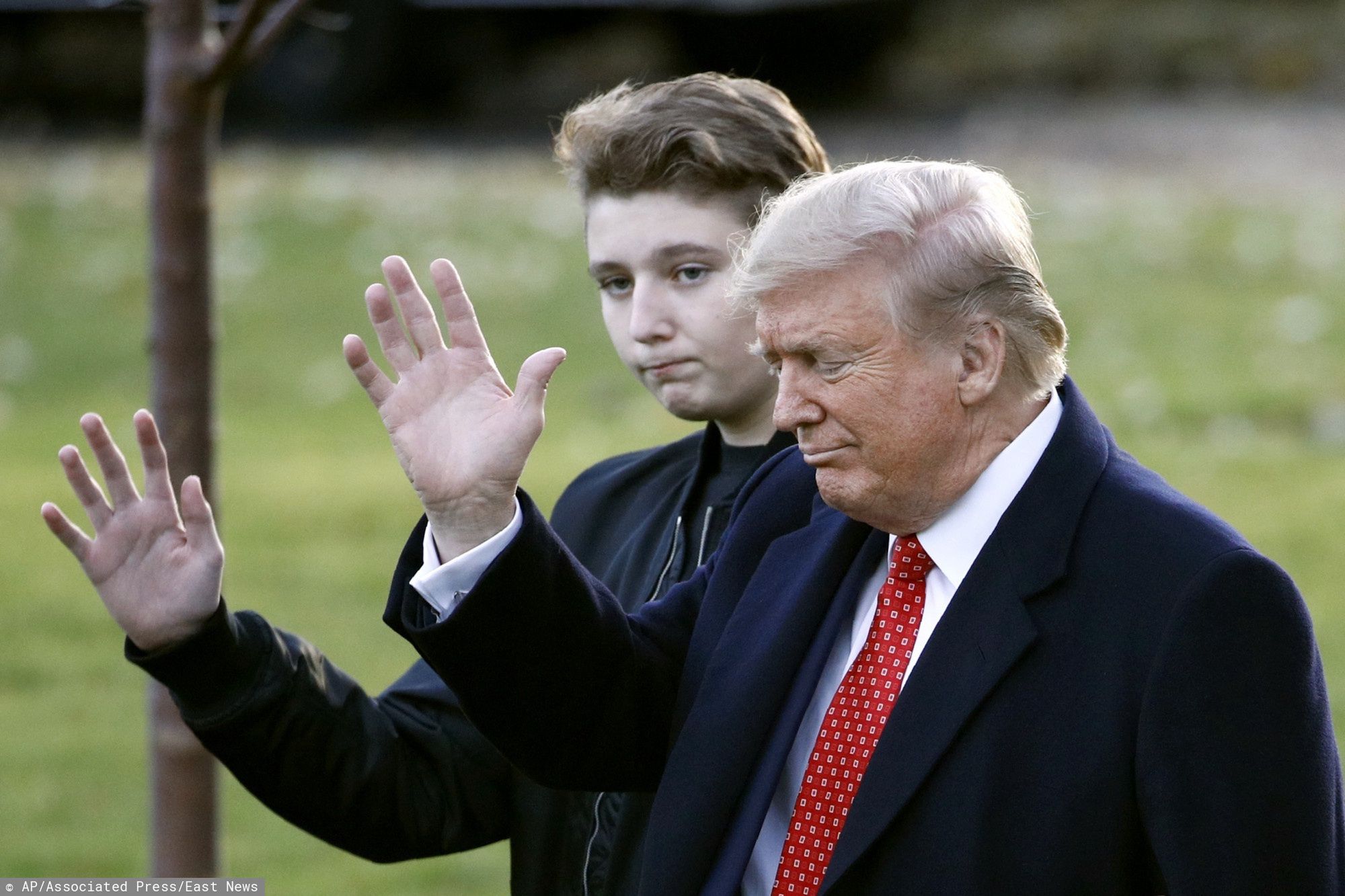 Nastolatki wzruszają się losem Barrona Trumpa