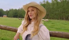 Joanna Krupa reklamuje oferty noclegów na OLX