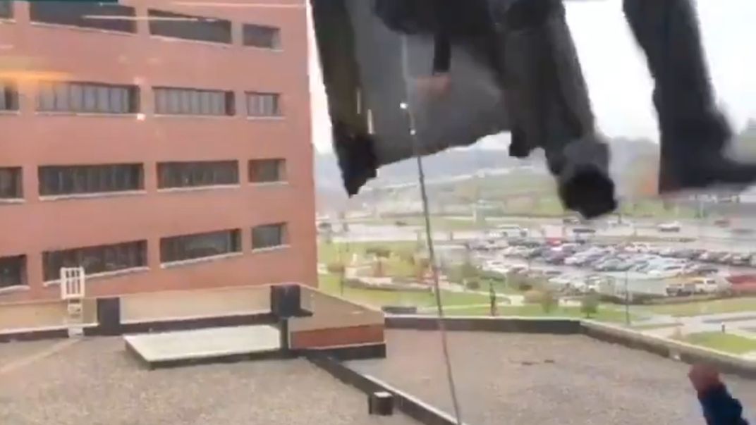 szpital policja superbohater