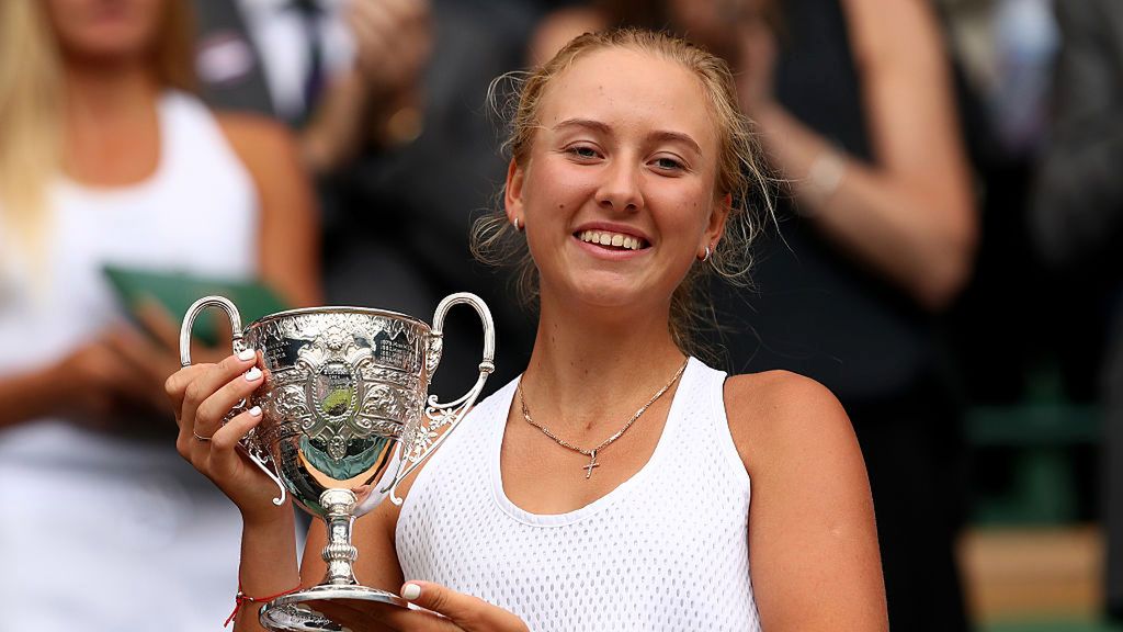 Zdjęcie okładkowe artykułu: Getty Images / Clive Brunskill / Na zdjęciu: Anastazja Potapowa, triumfatorka juniorskiego Wimbledonu 2016 w grze pojedynczej