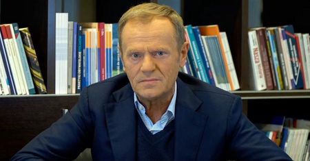 Teściowa napisała do Tuska ws. imprezy u Mazurka. "Donku..."