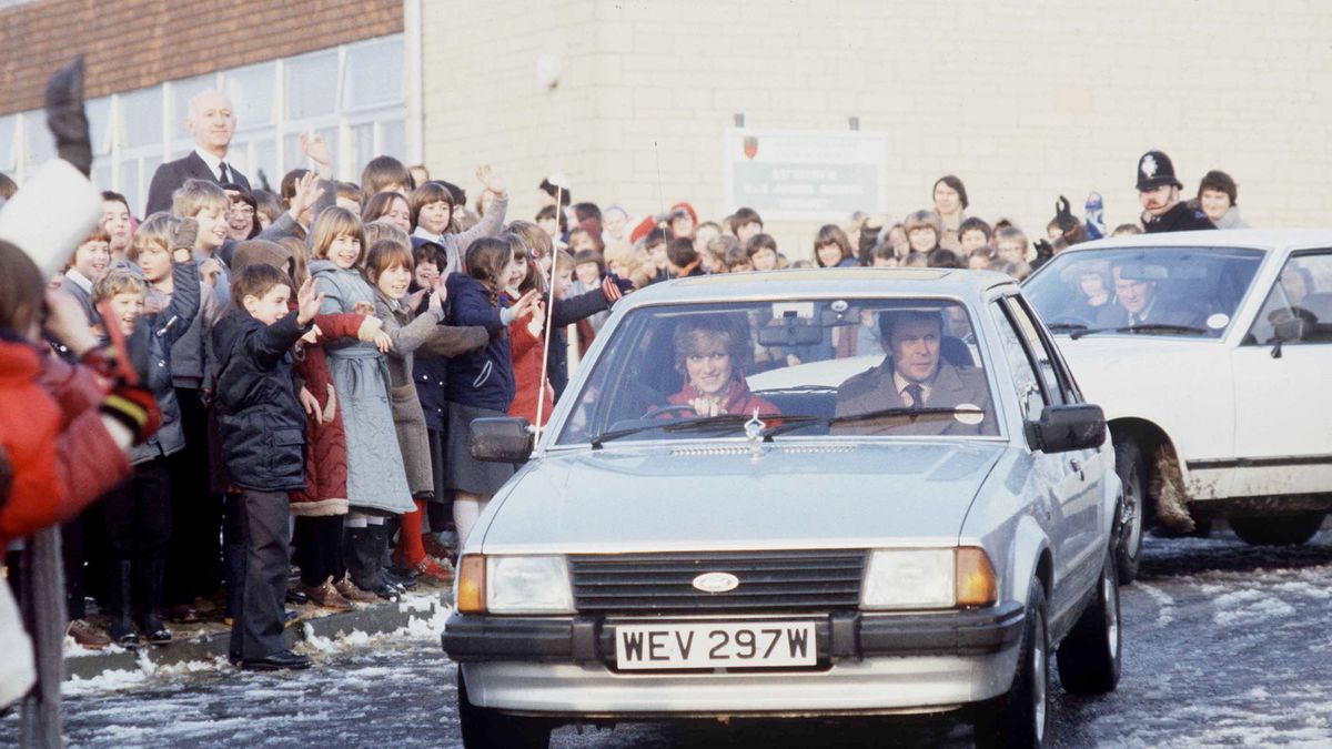 Księżna Diana w swoim fordzie escorcie