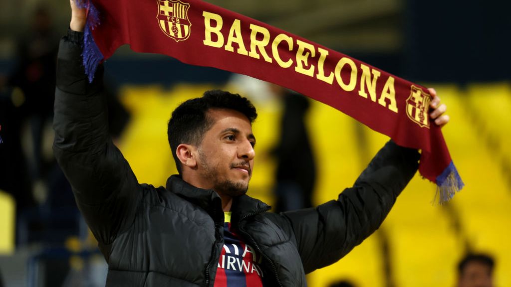Zdjęcie okładkowe artykułu: Getty Images / Yasser Bakhsh / Na zdjęciu: kibic FC Barcelona