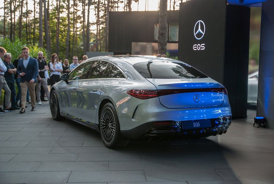 Mercedes-Benz EQS (2021)
