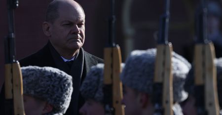 Niemiecki rząd boi się Putina? Merkel była inna niż Scholz