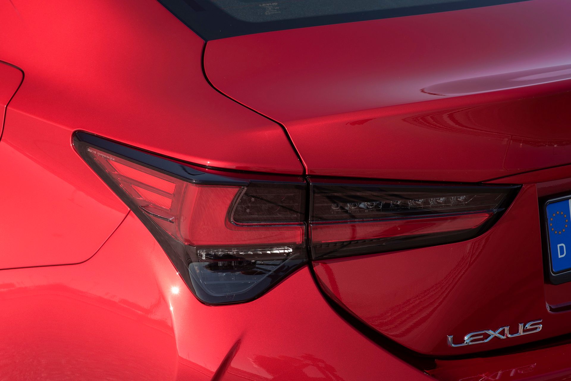 Lexus RC 300h (2019) (fot. Lexus)