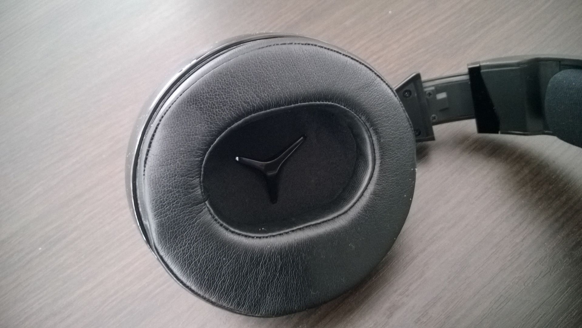 Roccat Kave XTD 5.1 Digital – prawdziwe 5.1, które wgniata w fotel [test] 4