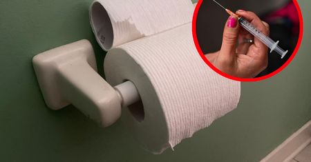8-latek chwycił rolkę. Nagle poczuł ukłucie