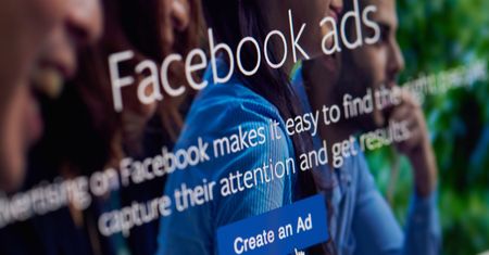 Facebook i inni pozwani przez prezenterkę. Taki przypadek może przytrafić się każdemu