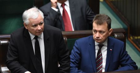 Błaszczak: Jak najszybciej wdrożyć unijny system wymiany danych o pasażerach