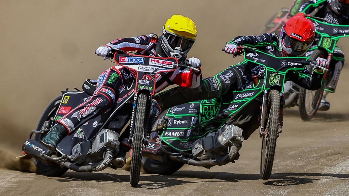 WP SportoweFakty / Arkadiusz Siwek / Na zdjęciu: Patryk Wojdyło w kasku czerwonym