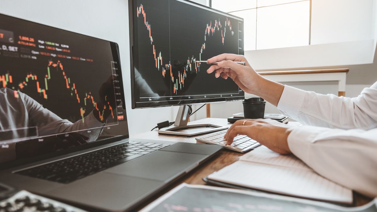 Trendy łatwej dojrzeć w perspektywie długoterminowej. Mamy wtedy czas, by je wybrać, zainwestować i czerpać zyski z trendu, który będzie kontynuowany.