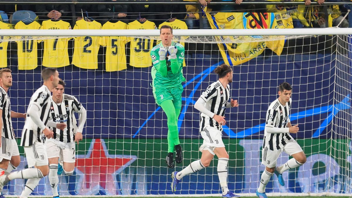 PAP/EPA / Domenech Castello / Na zdjęciu w środku: Wojciech Szczęsny