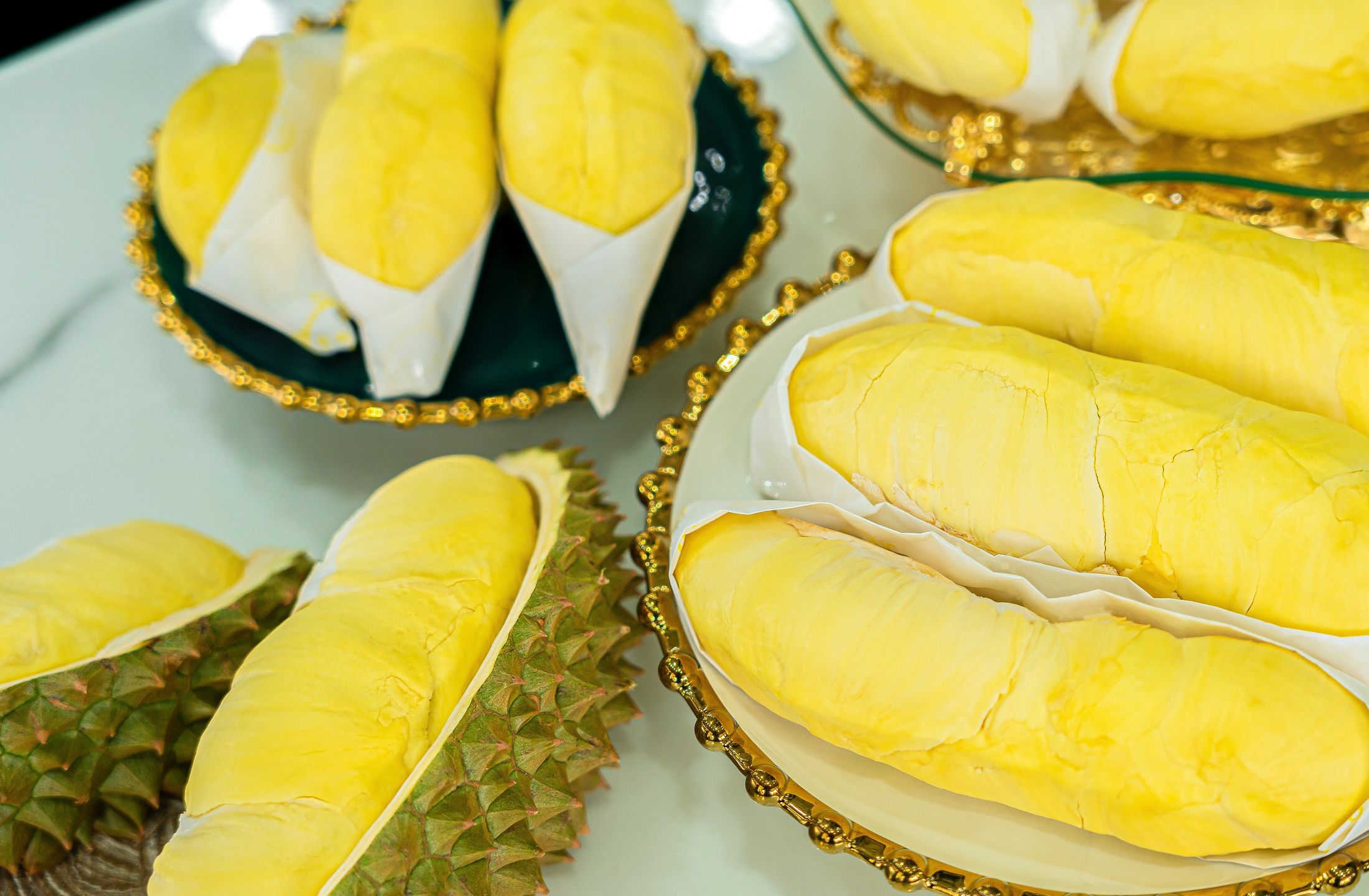 Durian ma kremową, budyniową konsystencję