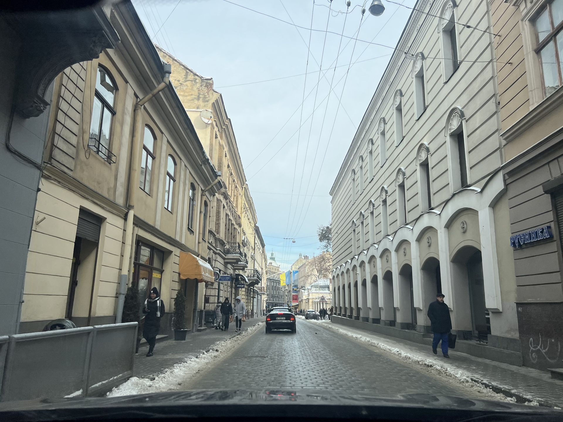 Życie na ulicach ukraińskich miast toczy się normalnie