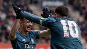 Asysta Szymańskiego. Feyenoord na remis w hicie