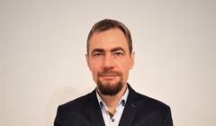 Grecos postawił na V5group. Adam Górczewski rzecznikiem prasowym