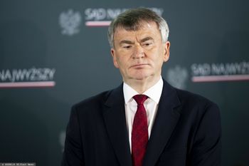 Setki tysięcy oszczędności i sześć aut. Oświadczenie prezesa SN