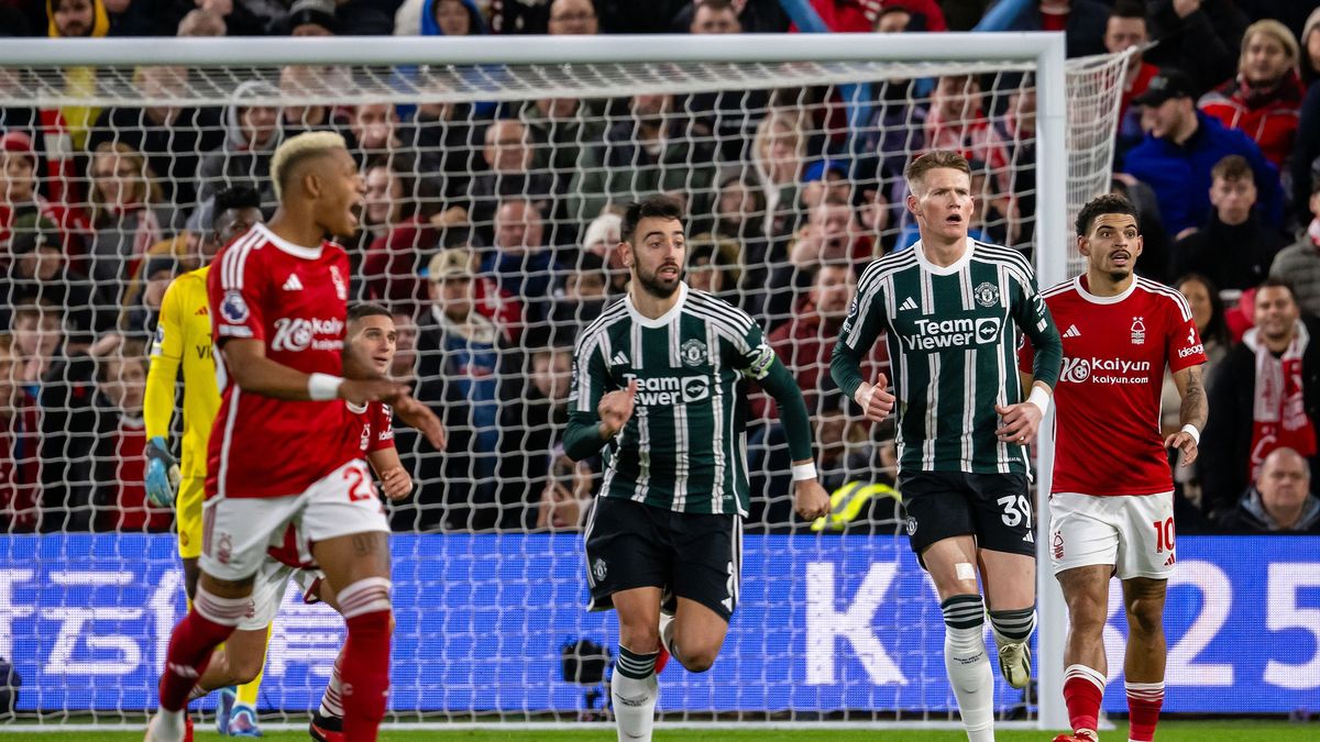 Getty Images / Ash Donelon / Na zdjęciu: Manchester United przegrał z Nottingham Forest 1:2