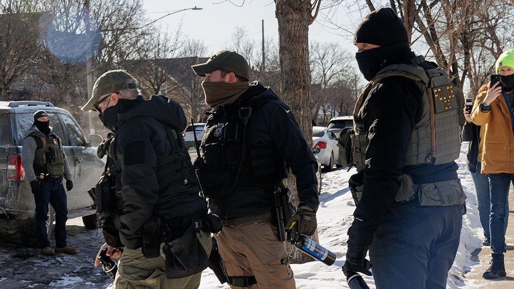 Agenci ICE w Minneapolis