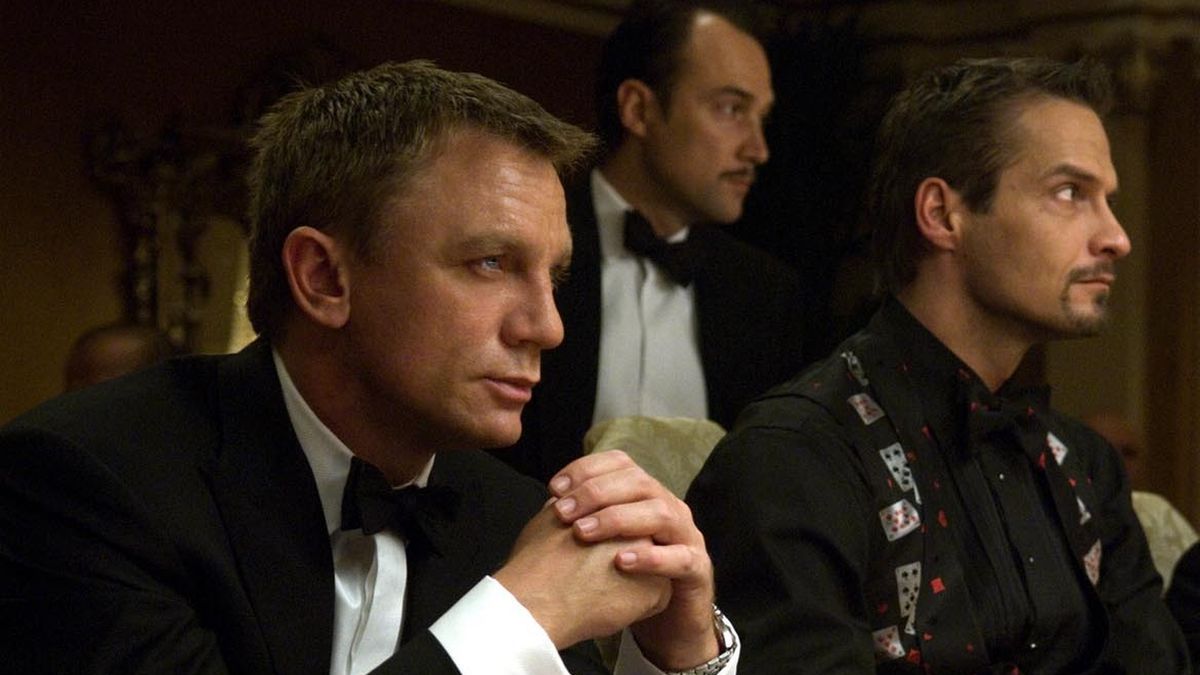 Daniel Craig (z lewej) już nie chce być Jamesem Bondem