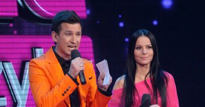 "Must be the music": Sukienka Sykut coraz krótsza!