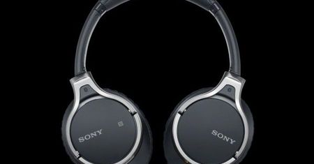 Bezprzewodowe słuchawki Sony z funkcją NFC