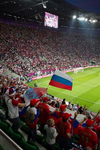 Manifestacja rosyjskich kibiców w Warszawie