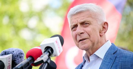 "To nie jest dobry pomysł". Belka uderza w plan Nawrockiego