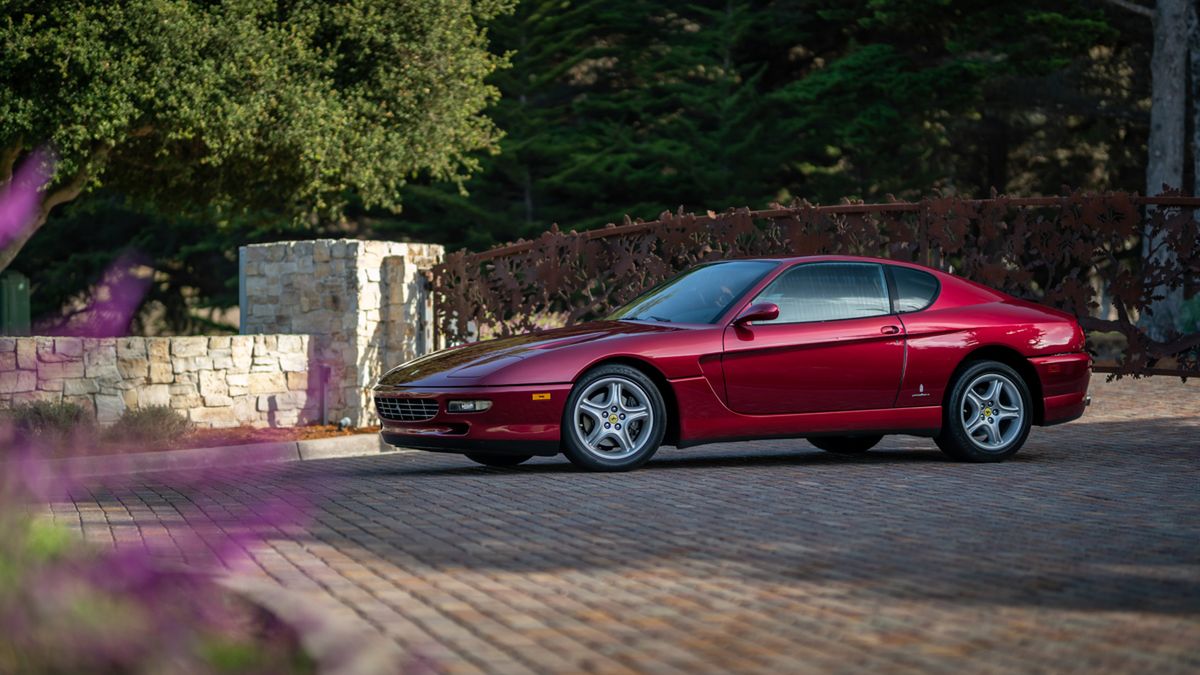 Ferrari 456 GT z manualną skrzynią biegów w wersji przedliftowej wyprodukowano zaledwie 1548 egzemplarzy