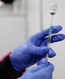 Koronawirus w Polsce. Eksperci alarmują w sprawie szczepień nastolatków