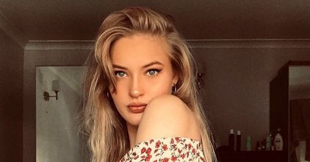25-latka twierdzi, że traci znajomych, bo jest zbyt piękna. "To moje przekleństwo"