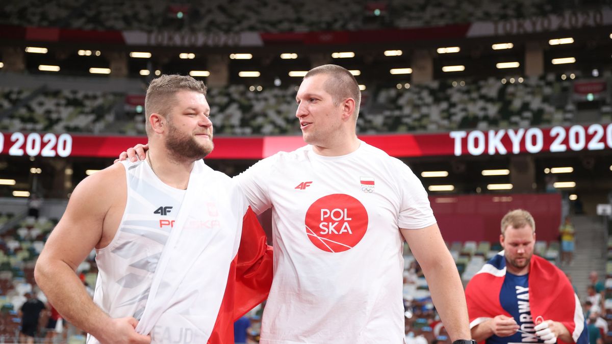 PAP/EPA / DIEGO AZUBEL  / Na zdjęciu: Paweł Fajdek i Wojciech Nowicki