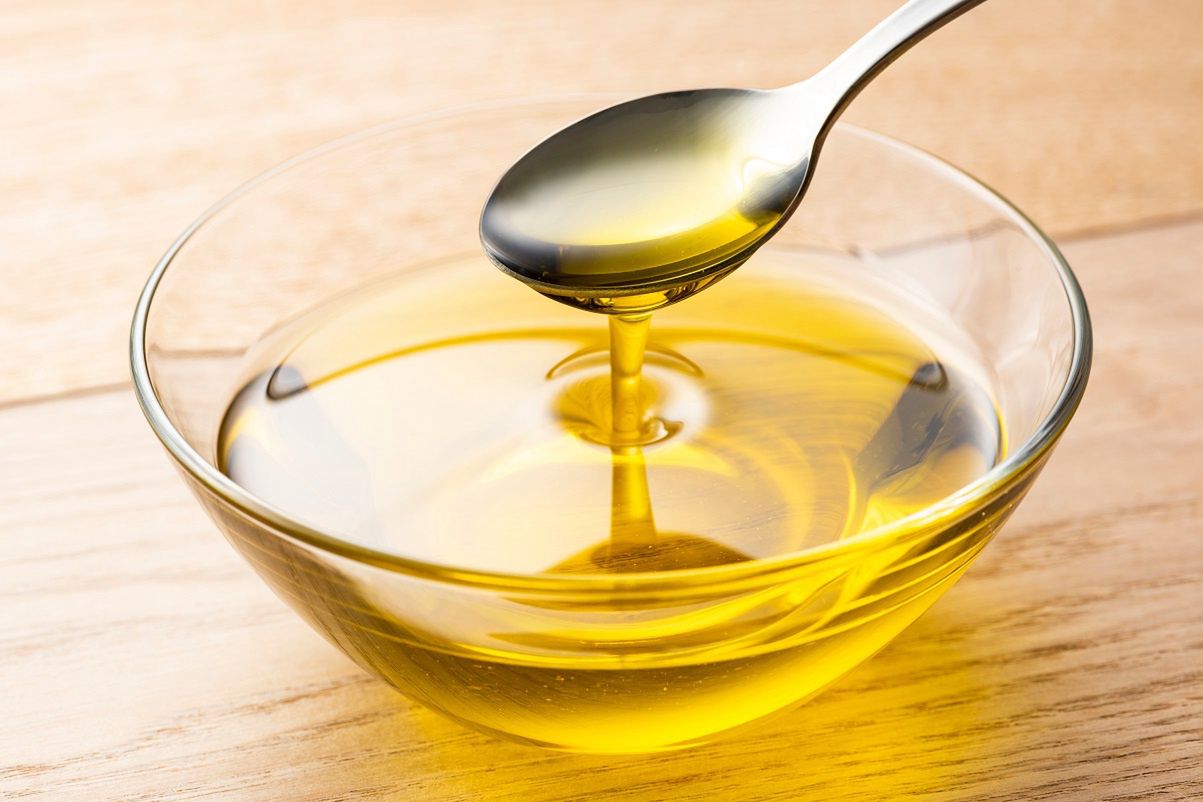 Camelina oil. What are its properties?