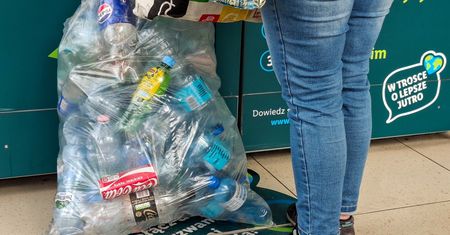 Polacy polubili butelkomaty? Padł nowy rekord: 700 mln oddanych opakowań