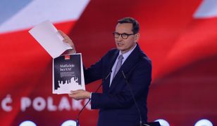 Morawiecki grzmiał ze sceny. "Patałachy, gamonie"