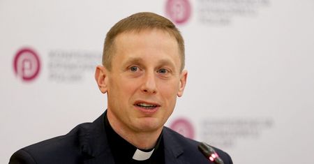 Niesprawiedliwe traktowanie katechetów? Tak uważa ksiądz z Wrocławia