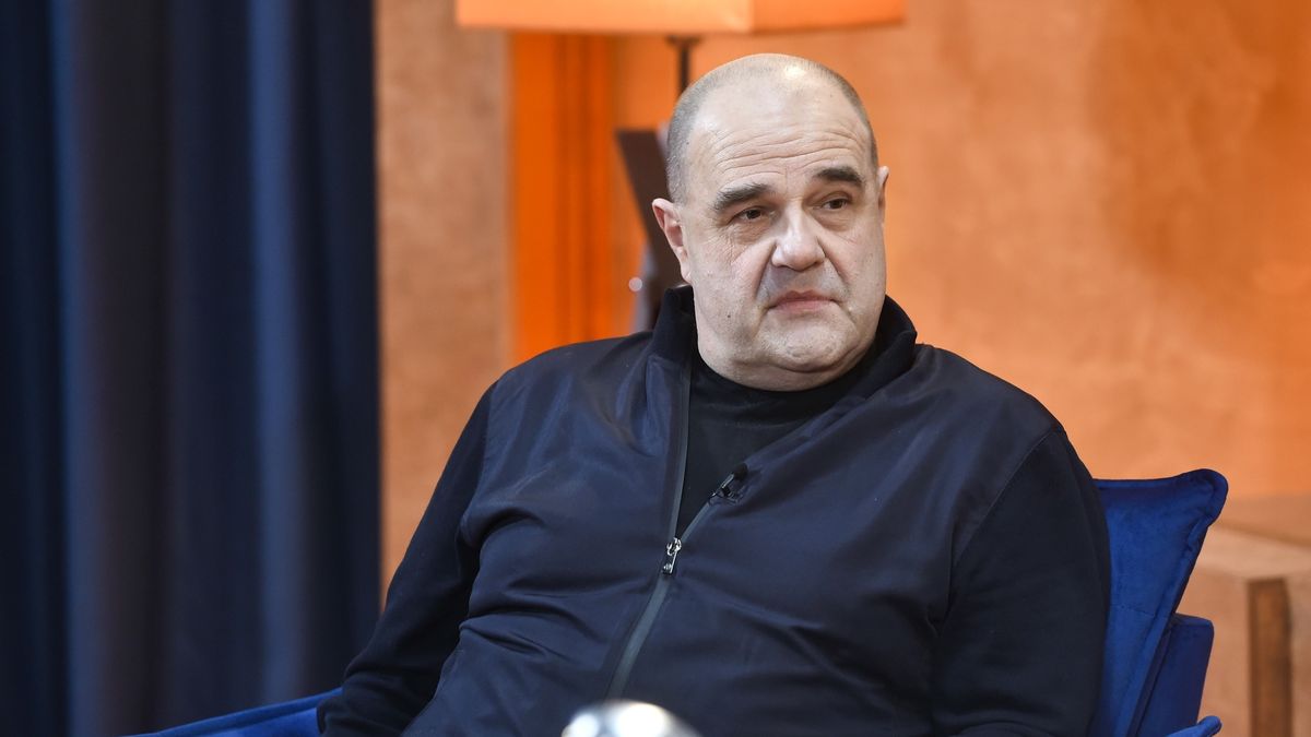 scena z: Cezary Żak, SK:, , fot. Kurnikowski/AKPAluty 2021, Nagranie programu "Moontalk" Active Family, Cezary Żak