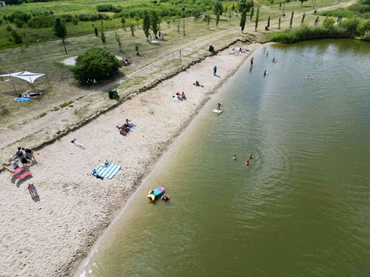  Kąpielisko Błękitna Laguna w Siechnicach pod Wrocławiem