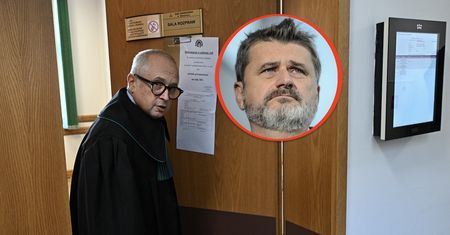 Telefon Janusza Palikota. Co znaleźli w nim śledczy?