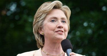 Clinton wzywa. "Płaćcie uczciwie podatki"